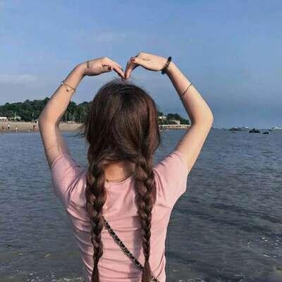 女图片背影,探寻女性背影下的独特魅力