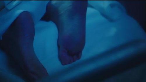 打脚底板视频,揭秘脚底板打法的神奇疗效与实用技巧