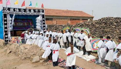 农村出殡视频,一场庄重而感人的告别