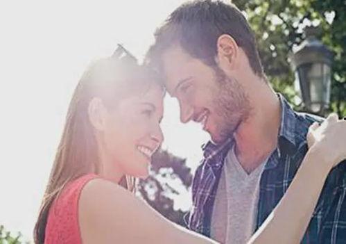 男女后抱图片大全,温馨甜蜜的瞬间定格