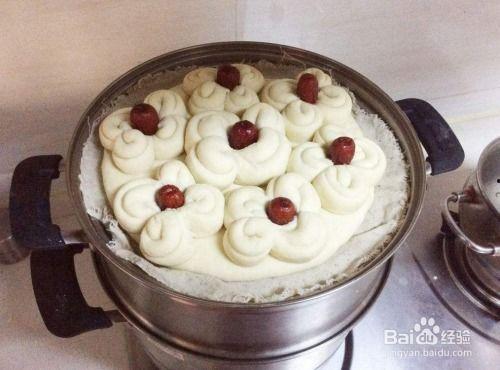 做花糕视频,传统美食的精致呈现