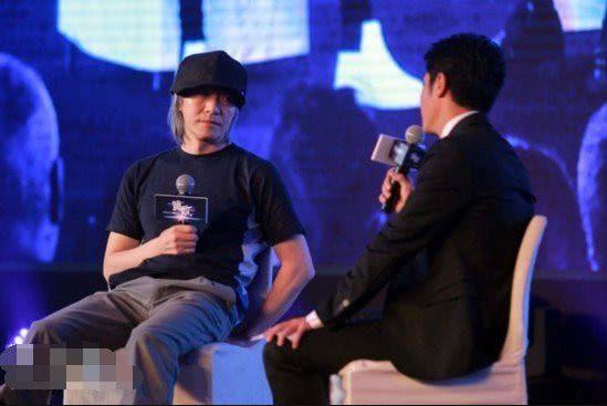 撒贝宁采访周星驰视频,笑与泪交织的星辉岁月