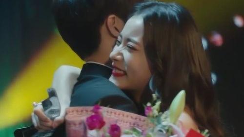 小司和七七床戏,激情燃烧的床戏瞬间