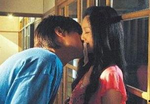 吻戏床戏道具,吻戏床戏中的浪漫瞬间