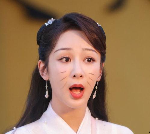 杨紫吃瓜爆料高清图,高清图见证吃瓜时刻