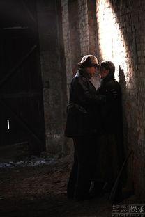 张嘉译宋佳演床戏,床戏场景引观众热议