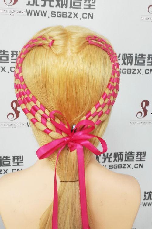 跳舞发型图片大全,揭秘热门跳舞发型图片大全