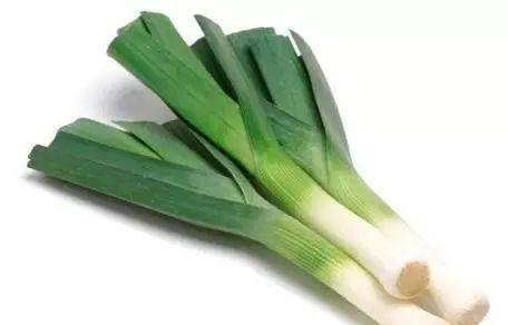 青蒜图片,春日餐桌上的清新之选