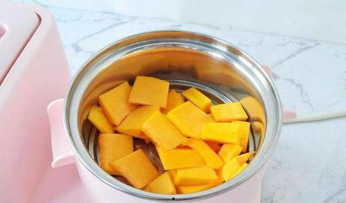 五黑饼吃瓜,揭秘吃瓜群众的狂欢盛宴