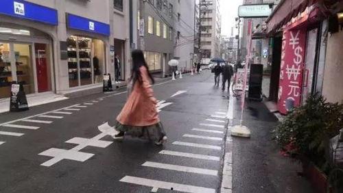 日本大街av,揭秘繁华都市中的AV文化