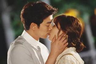 农村床吻戏,床第间的甜蜜时光