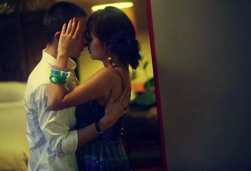 《3d豪情》床戏,激情四溢的床戏场景揭秘