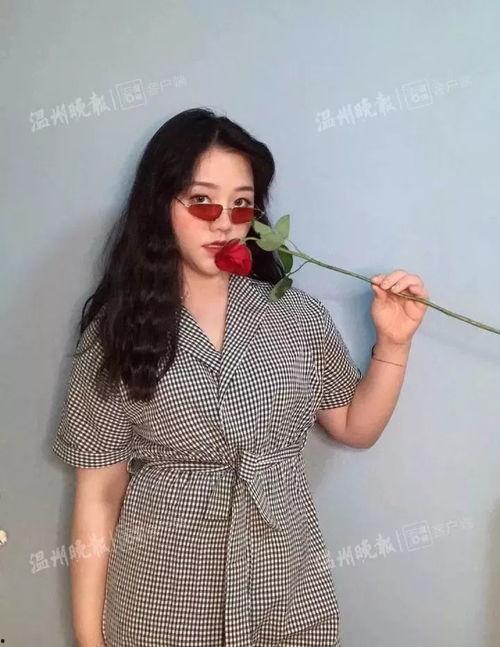 身高160体重150斤女生图片,160cm身高150斤女生的时尚穿搭启示录