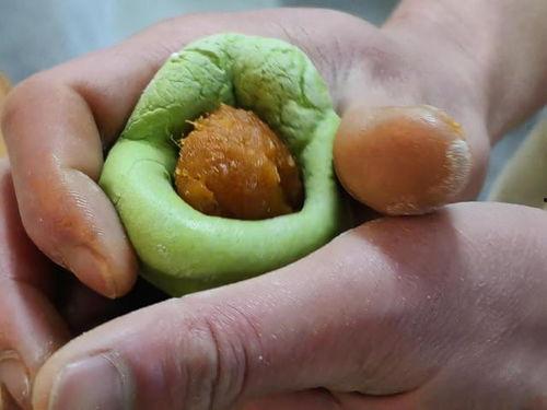 网红黑料吃瓜曝光三太子,网红吃瓜背后的真相揭秘