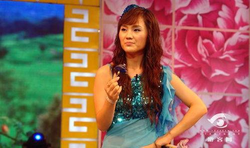 二人转演员金玲图片,二人转舞台上的璀璨明珠